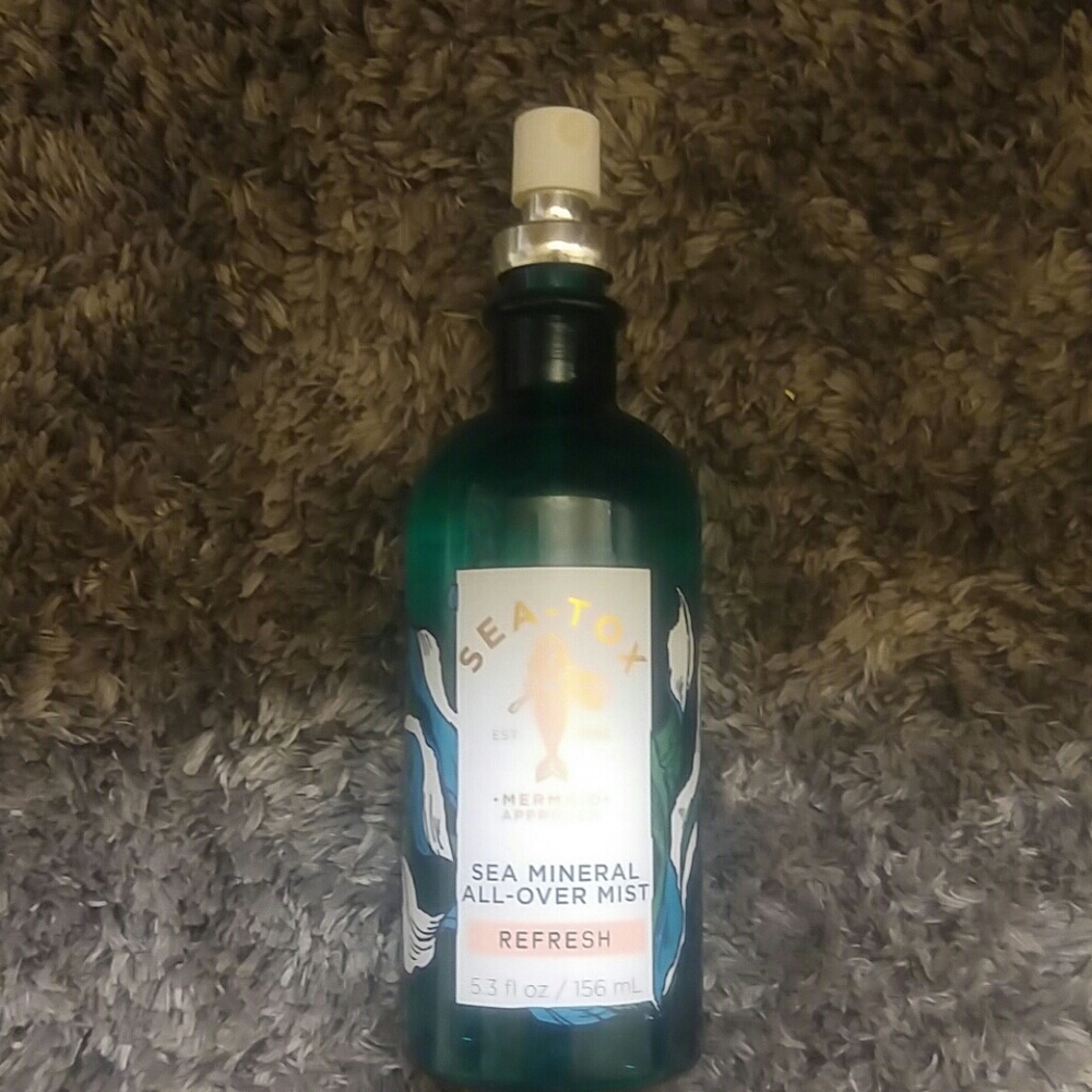 Sea-tox body spray. Bath and body works